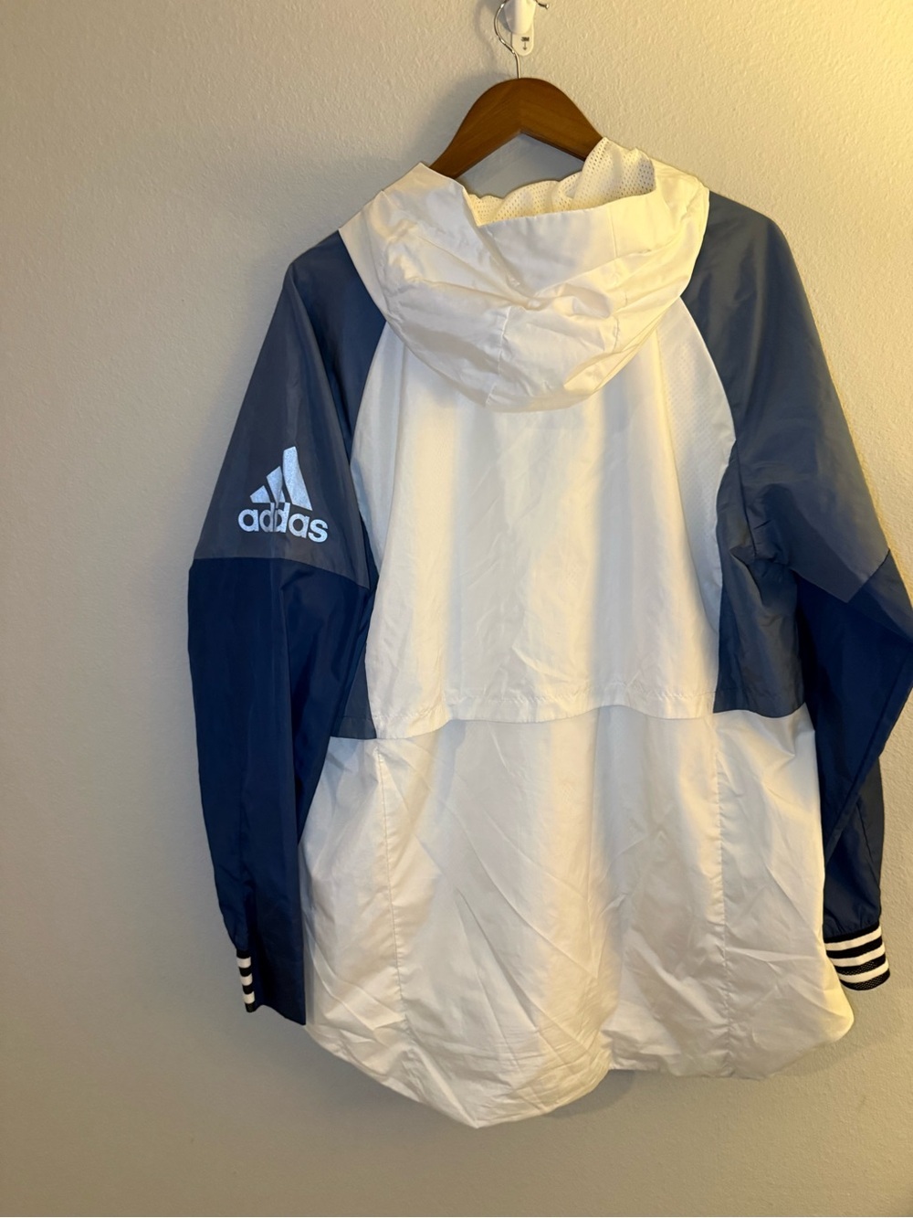 adidas White and Navy Colorblock Hooded Windbreaker - Picture 3 of 9